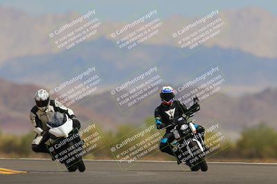 media/Sep-11-2022-SoCal Trackdays (Sun) [[81b7e951af]]/Turn 14 (1130am)/